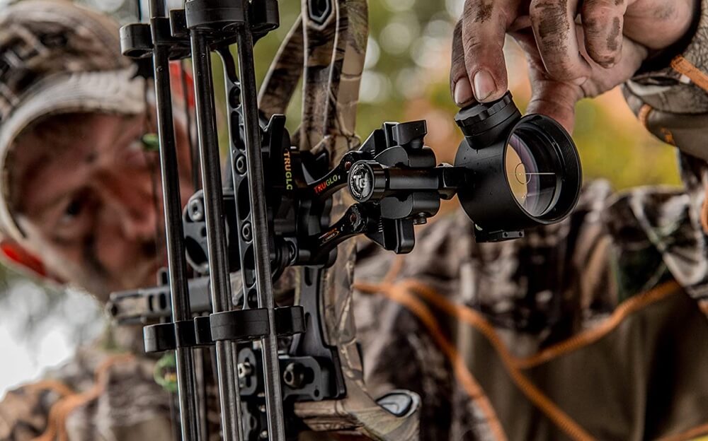 Best single pin, 3 pin, 5 pin, and digital bow sights